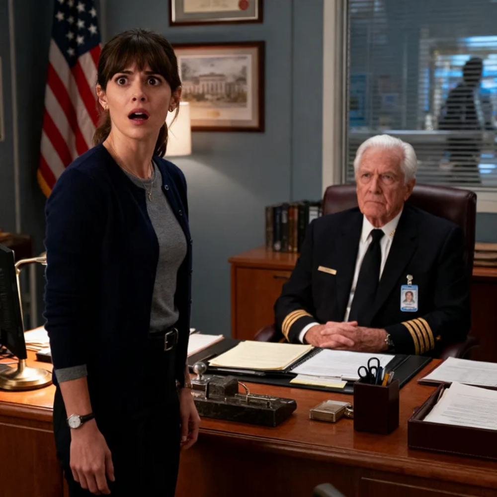 I WAS GRABBING BREAKFAST AT THE HOSPITAL CAFETERIA WHEN I NOTICED AN OLD MAN BEING TOLD HIS CARD HAD DECLINED. I PAID HIS $7 BILL AND WENT TO WORK WITHOUT LOOKING BACK. 3 WEEKS LATER, MY CHIEF CALLED ME INTO HER OFFICE THE MAN SITTING INSIDE – NOW WEARING A BADGE THAT CHANGED EVERYTHING.